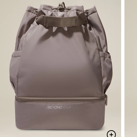 NWT Beyond Yoga Convertible Gym Bag - Picture 2 of 4